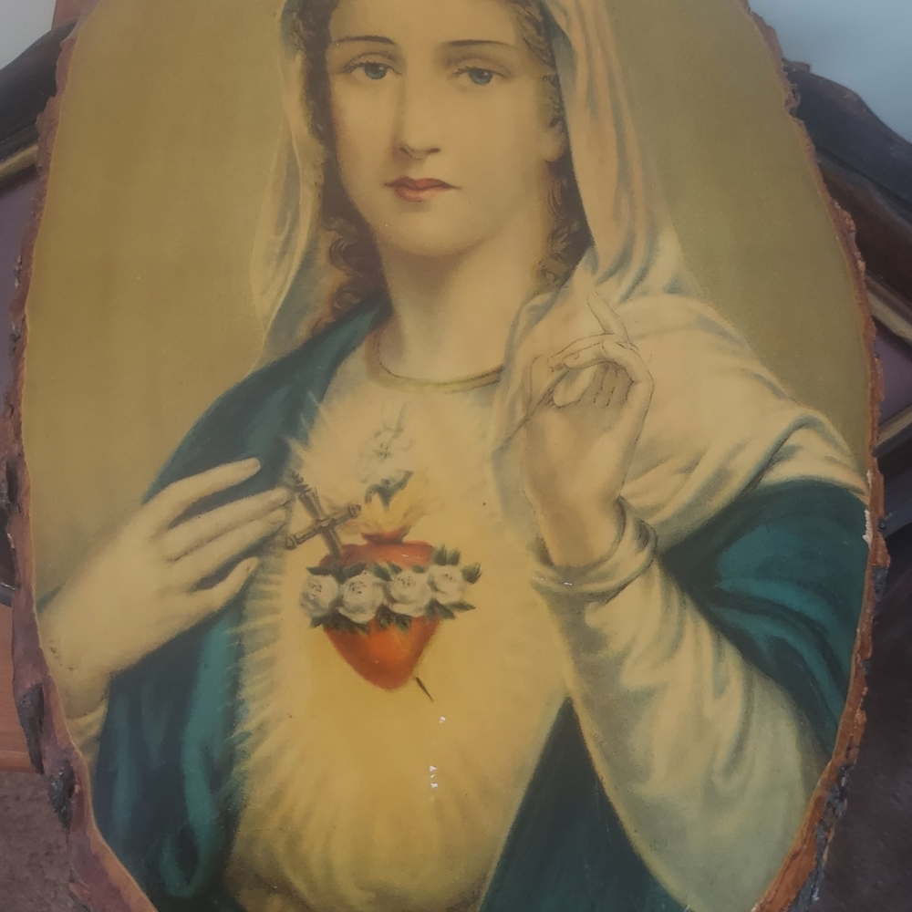 Sacred Heart of Mary Religious Wall Plaque in Cream & Teal